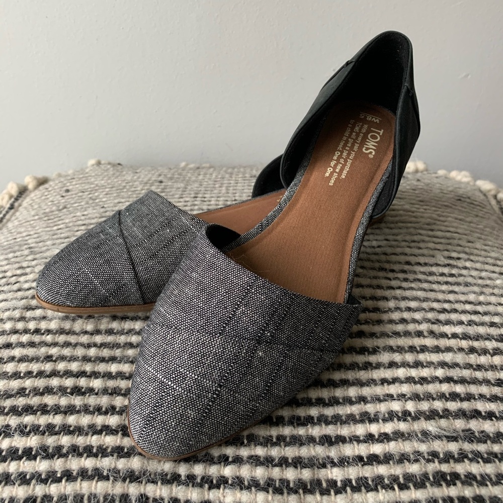 Never Worn Tom’s Jutti D’orsay Flats